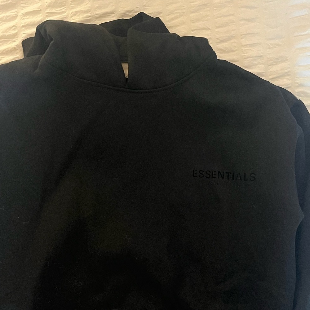 Essential Sweatshirt